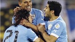 Play-off World Cup 2014: Mexico, Uruguay coi như giành vé, Luis Suarez lại ăn vạ